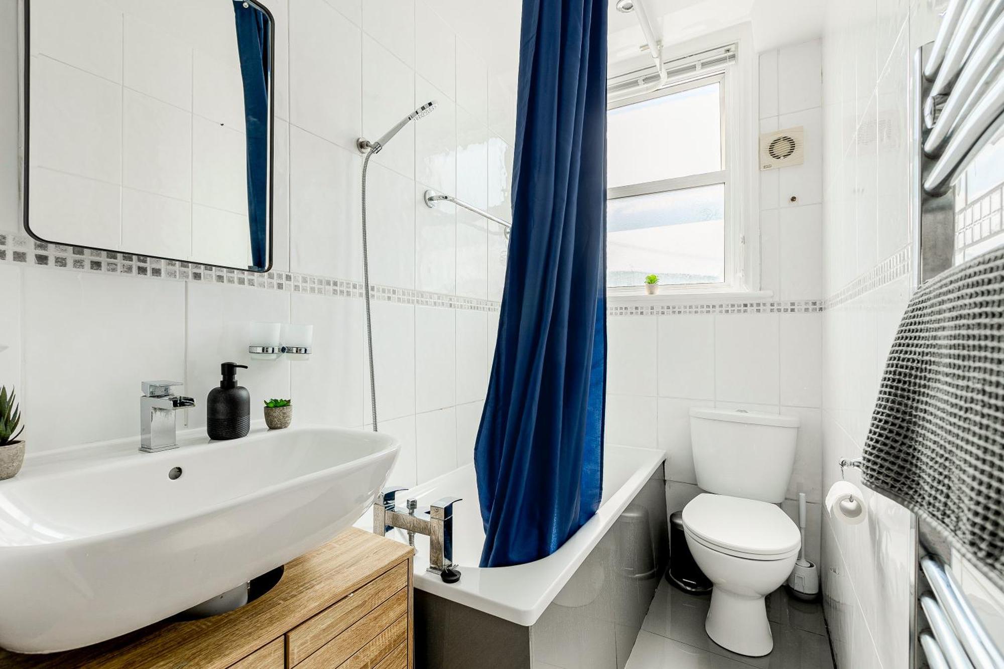 Bright 2Br Flat, Forest Gate, East London Bagian luar foto